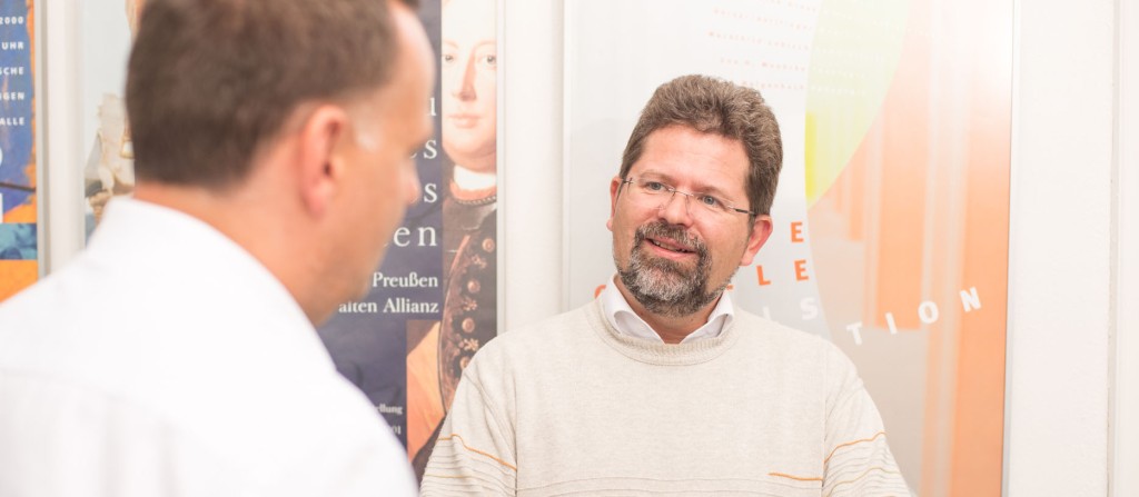 Sympalog-Geschäftsführer Martin Schröder berät zum Thema IVR System